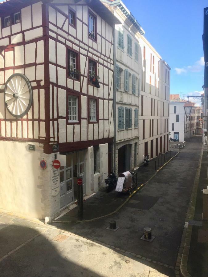 Appartement Au Coeur De Bayonne Sur Les Remparts מראה חיצוני תמונה